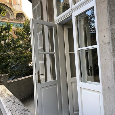 Česká ambasáda v Bukurešti, Rumunsko - nové dveře