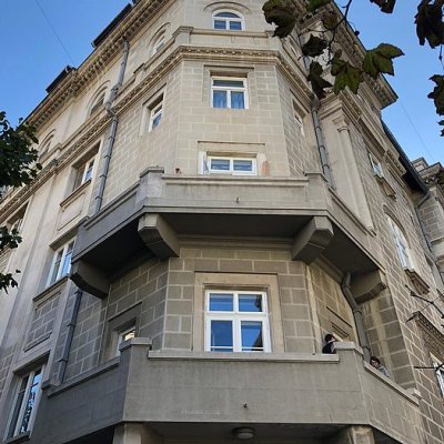 Česká ambasáda v Bukurešti, Rumunsko - špaletová okna od firmy Castle okna